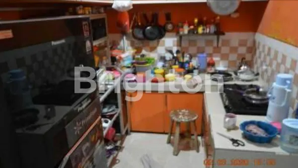 image RUMAH 1,5 LANTAI DEKAT KAMPUS UPN  GUNUNGANYAR WIGUNA PURIMAS RUNGKUT  SURABAYA (3)