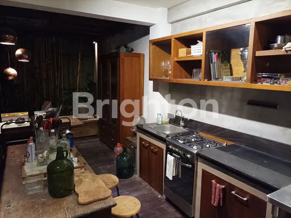 image KOMPLEK VILLA TAMANSARI KEROBOKAN (8)