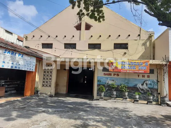 image RUMAH USAHA DI JALAN PROTOKOL KOTA SRAGEN (2)