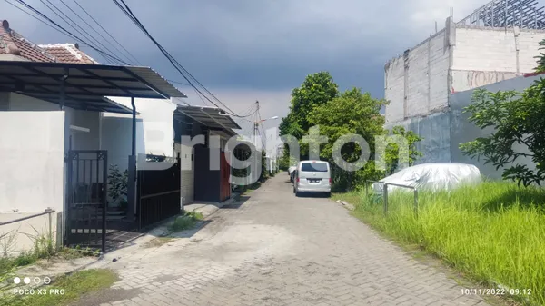 image WIGUNA BARU RENOV ROW JALAN LONGGAR DEKAT RAYA MEDOKAN, TAMAN WIGUNA (3)