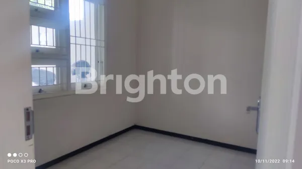 image WIGUNA BARU RENOV ROW JALAN LONGGAR DEKAT RAYA MEDOKAN, TAMAN WIGUNA (4)