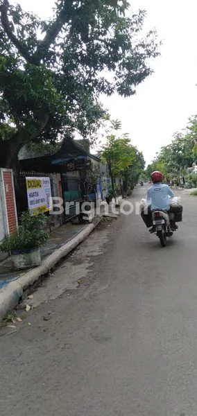 image TANAH HOOK BONUS RUMAH DI JALAN AHMAD YANI NGANJUK (3)
