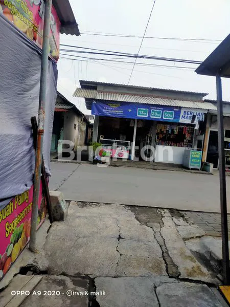 image RUMAH KOTA LOKASI STRATEGIS COCOK BUAT USAHA  (2)