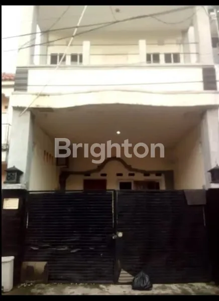 image RUMAH NYAMAN STRATEGIS DI CLUSTER TERDEPAN (1)