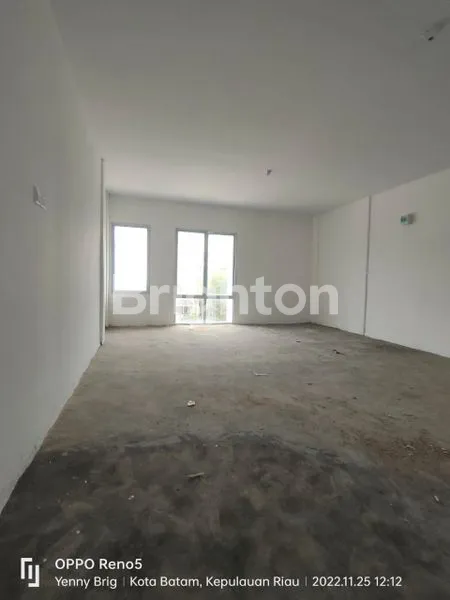 image RUKO GLORY ROYAL RESIDENCE TIBAN (1)