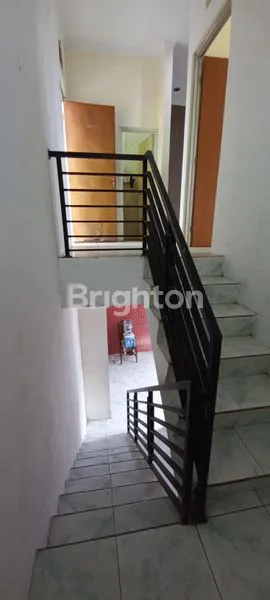 image RUMAH 2 LANTAI DEKAT IKEA KBP COCOK UNTUK TINGGAL DAN INVESTASI (3)