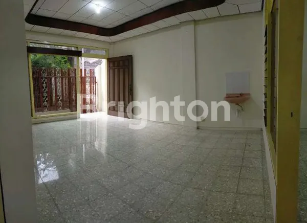 image RUMAH 2.5 LT TENGAH KOTA SBY (3)