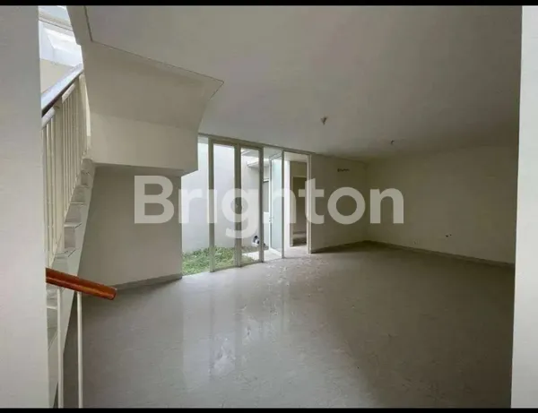 image RUMAH MINIMALIST SIAP PAKAI DI GRAND PAKUWON SURABAYA BARAT DEKAT CITRALAND, MARGOMULYO!! (7)