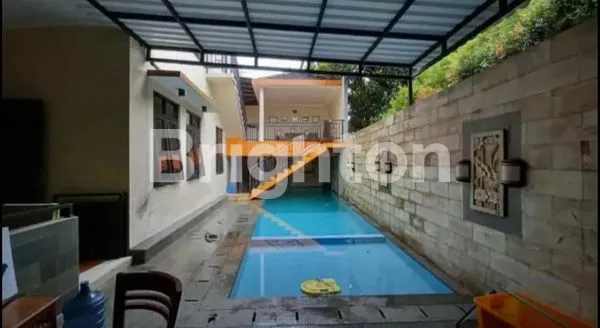 image RUMAH MEWAH MURAH NYAMAN DENGAN HALAMAN LUAS DAN SWIMMING POOL (6)