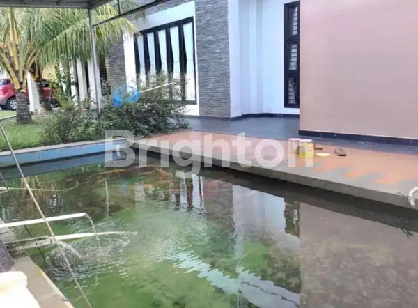 image RUMAH 2 LANTAI MEWAH DAN BESAR DI SEKOJO (8)