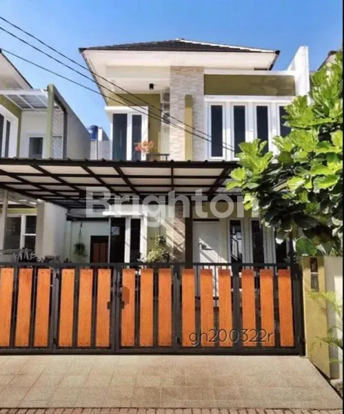 image RUMAH CANTIK SEKALI SANGAT NYAMAN 2 LANTAI SIAP HUNI (1)