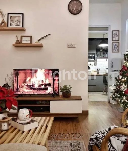 image RUMAH CANTIK SEKALI SANGAT NYAMAN 2 LANTAI SIAP HUNI (4)