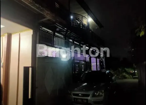 image RUMAH NYAMAN LUAS FULL FURNISHED SIAP HUNI 3 LANTAI (2)