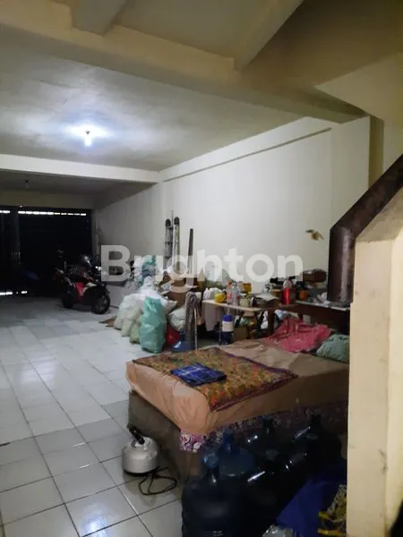 image RUKO 4.5 LANTAI DI PUCANG ANOM. LOKASI RAMAI DEKAT PASAR PUCANG (6)