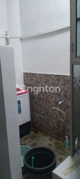 image RUMAH MINIMALIS SIAP HUNI PERUM THE GROVE (6)