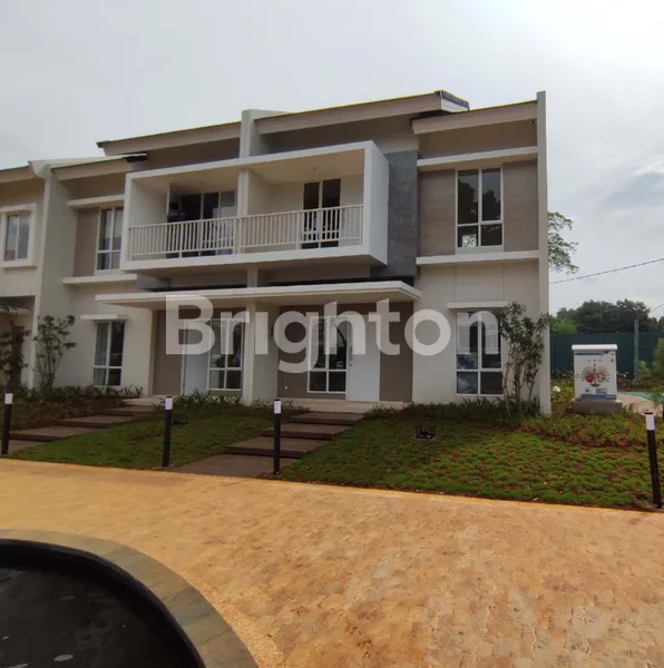image RUMAH 2 LANTAI LEBAR 7 DIBAWAH 1M DI SELATAN SERPONG (1)