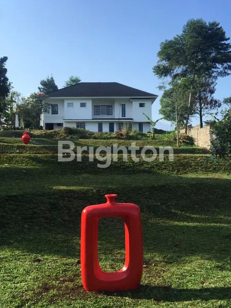 image VILLA DAERAH MEGAMENDUNG (2)