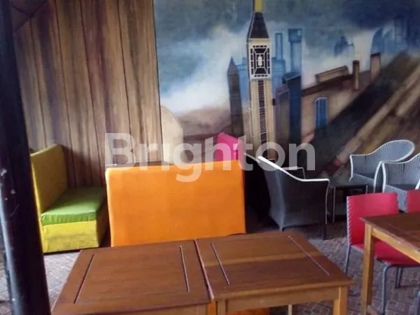 image RUKO EX CAFE 2 LANTAI DI KAMPUNG INGGRIS  (3)