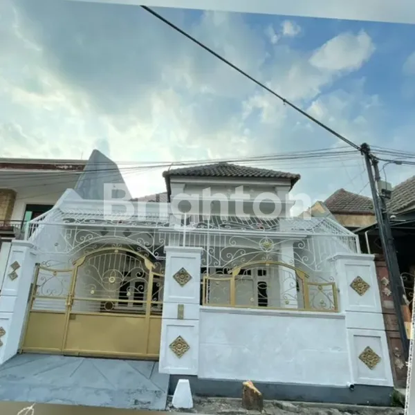 image RUMAH BARU CANTIK FREE FURNISH LEBAK INDAH DEKAT KENJERAN, PAKUWON CITY, MULYOSARI (1)