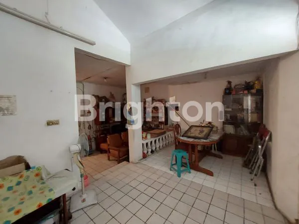 image RUMAH DI DAERAH KEBRAON SELATAN (4)