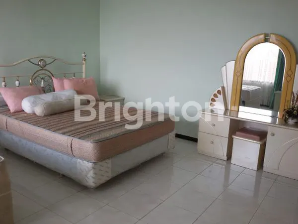 image RUMAH HOOK BANGUNAN 2.5 LANTAI DAERAH PULAU PULAU.  (4)