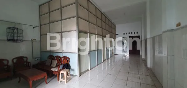 image RUMAH PINGGIR JL DEKAT PASAR BURUNG SEMARANG (3)