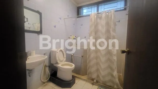 image RUMAH HOOK 1 LT DI PURI INDAH (3)