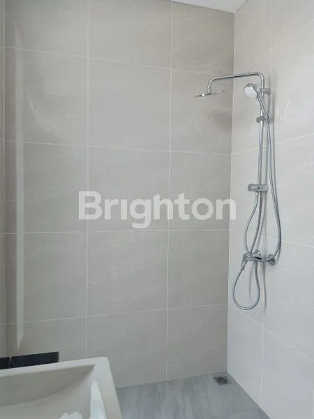 image RUMAH THE RIVIERA METLAND PURI, FULL MARMER, KITCHEN SET (3)