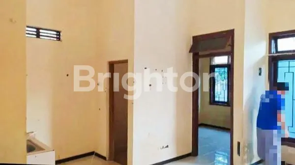 image RUMAH BAGUS SIAP HUNI DEKAT UB, UNISMA, KAMPUS LAINNYA (4)