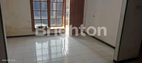 image RUMAH LUAS PERUMAHAN CANDRA KIRANA KEDIRI (2)