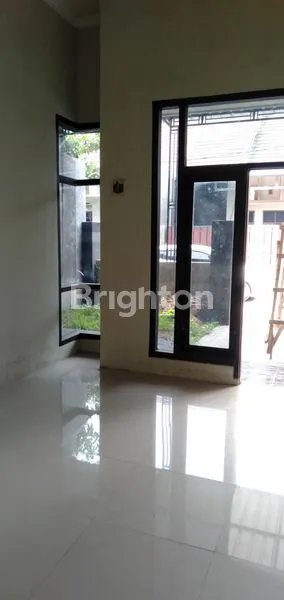 image RUMAH BARU BANGUN SIAP HUNI (7)