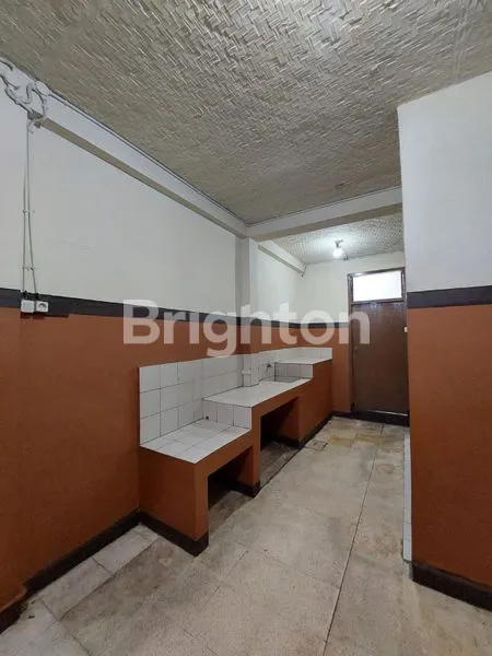 image RUKO 1, 5 LT DI MAINROAD JL.JENDRAL SUDIRMAN, BANDUNG (8)