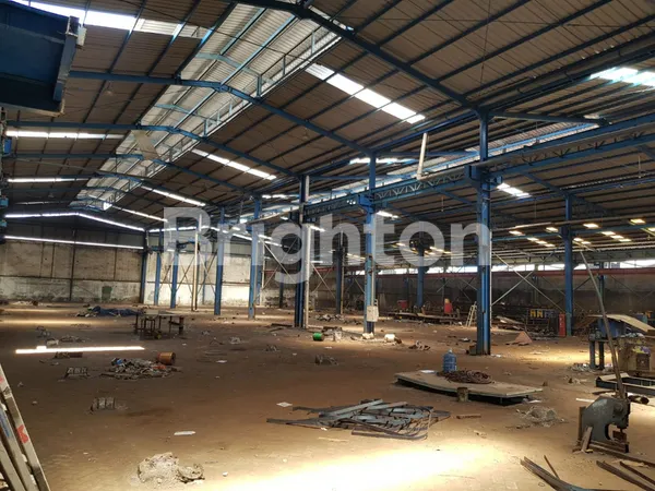 image DUMAR INDUSTRI LUAS ROW JALAN MUAT TRUK BESAR DEKAT TOL TANDES (1)