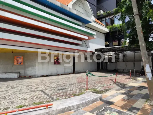 image  RUMAH USAHA KOMERSIAL DI RAYA DR. SOETOMO  (4)