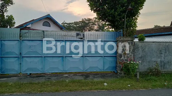 image GUDANG DAN RUMAH SIAP HUNI DI KEDIRI (1)