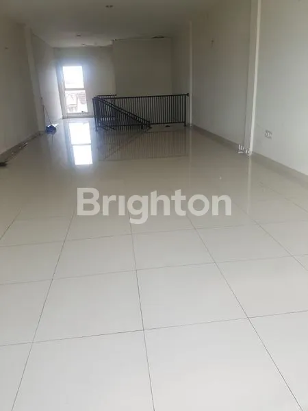 image RUKO DITENGAH KOTA (2)