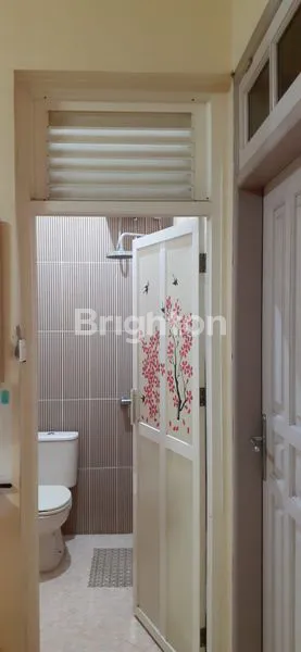 image RUMAH 2.5 LANTAI BABATAN PANTAI   (7)