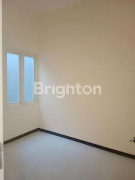 image RUMAH BARU DI JL LEBAK INDAH UTARA SURABAYA BISA KPR (7)