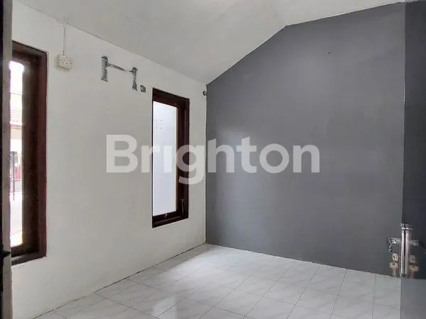 image RUMAH SANGAT MURAH DI PERUMAHAN PONDOK JATI SIDOARJO (8)