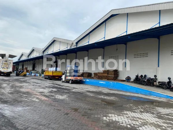 image GUDANG INCARAN LOKASI STRATEGIS DI BYPASS KRIAN  (1)