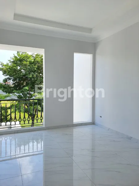 image NEW ARAYA 2 MODERN STYLE 2 LANTAI DEKAT MERR (6)