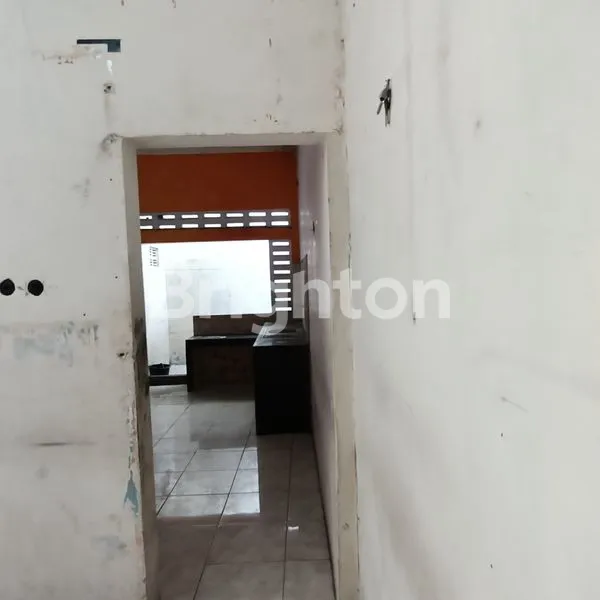 image USAHA STRATEGIS DI JL RM SAID SOLO DEKAT MANGKUNEGARAN (3)