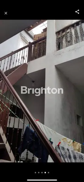 image RUKO TENGAH KOTA, SINGOSAREN, LUAS DAN MURAH (4)