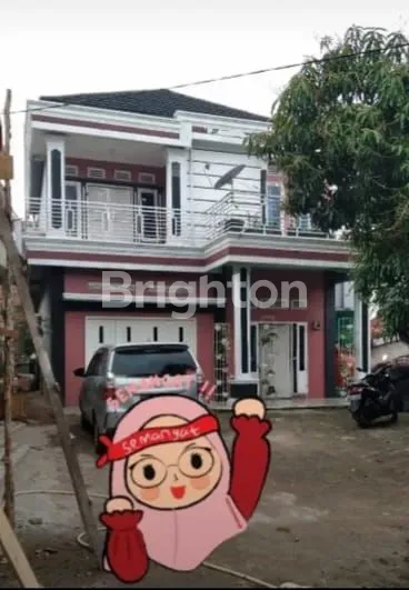 image RUMAH 2 LANTAI SIAP HUNI (4)