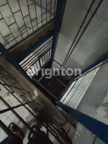 image GUDANG DI LEBAK TIMUR ASRI TEMPAT STRATEGIS (5)