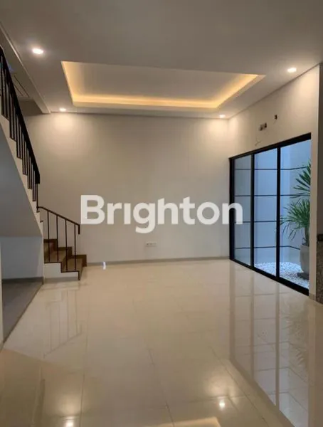 image RUMAH 2 LANTAI CITRALAND TAMAN PUSPA RAYA TPR, SURABAYA BARAT MURAH (3)