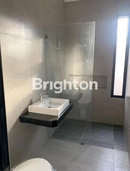 image RUMAH 2 LANTAI CITRALAND TAMAN PUSPA RAYA TPR, SURABAYA BARAT MURAH (2)