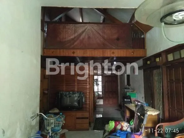 image RUMAH KOST DI JL SEMAMPIR SELATAN SURABAYA (2)