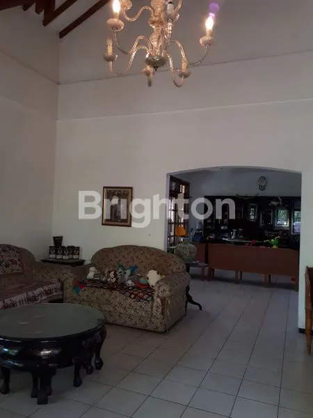 image RUMAH HITUNG TANAH RAYA TENGGILIS DEKAT KENDANGSARI PRAPEN JEMURSARI SARONOJIWO UBAYA PETRA (1)