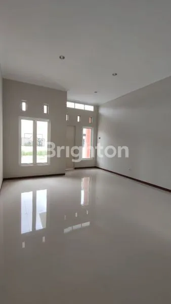 image HUNIAN GRESS TENGAH KOTA SIAP HUNI (1)